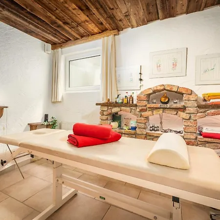 Oberschernthann Apartment